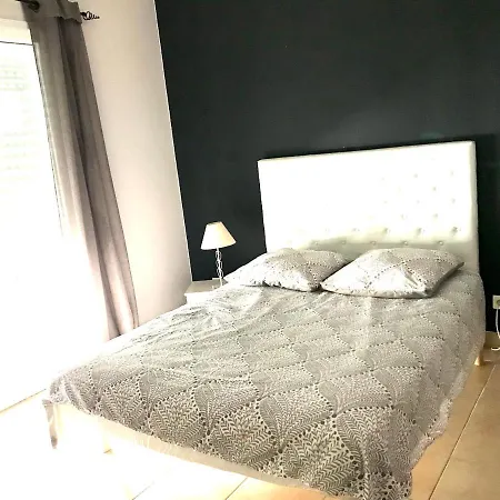 Rum i privatbostad Maison Piscine Medoc 45 Min De Bordeaux Et 30 Du Bassin Arcachon *